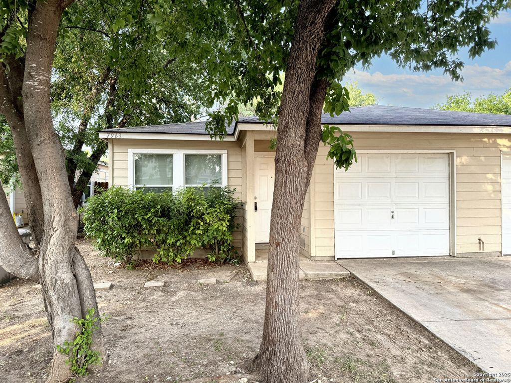 Photo of 7943 MG Rd, San Antonio, TX 78251 (MLS # 1909176)