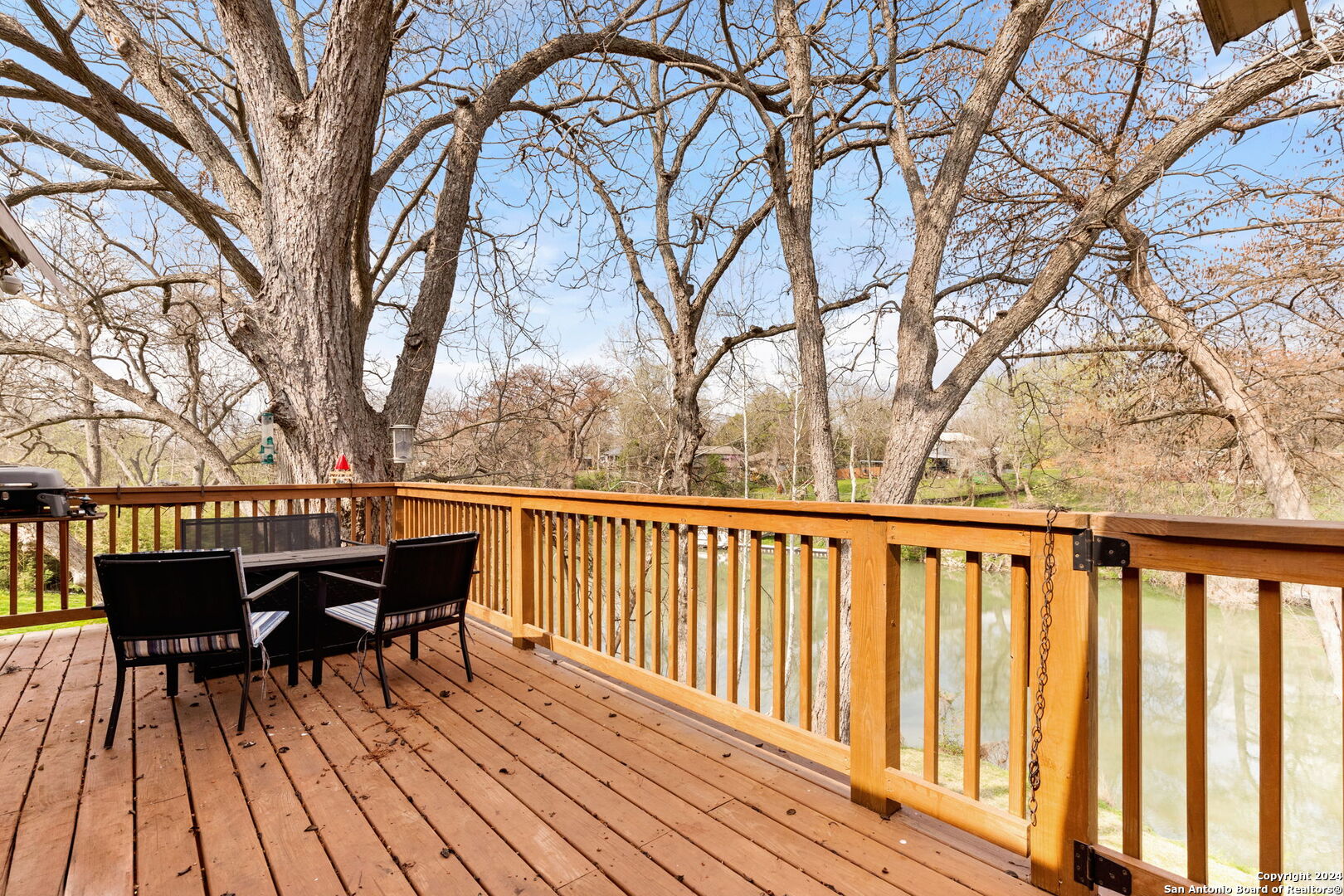 View Seguin, TX 78155 house