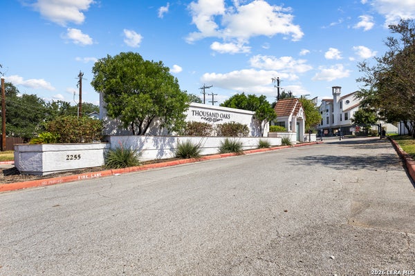 2255 THOUSAND OAKS DR APT 504, SAN ANTONIO, TX 78232 - Image f612621ef1fd29a6eded36b49e30ebff/4280671103