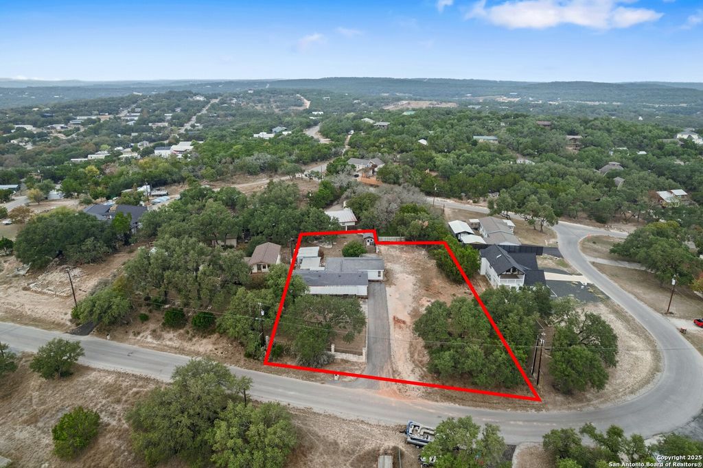 Photo of 1130 Arcadia Dr, Canyon Lake, TX 78133 (MLS # 1925282)