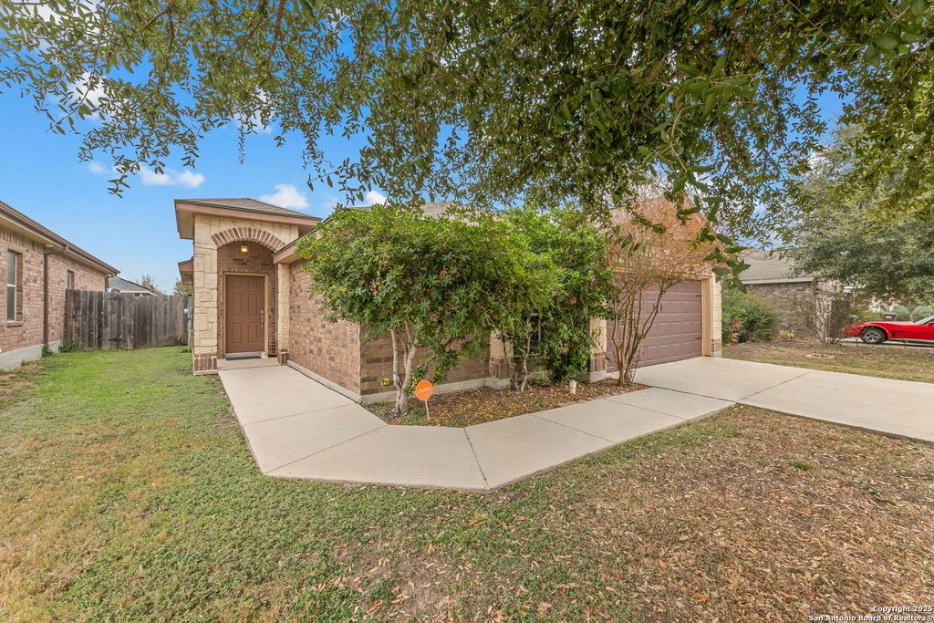Photo of 3850 Key West, Converse, TX 78109 (MLS # 1926910)
