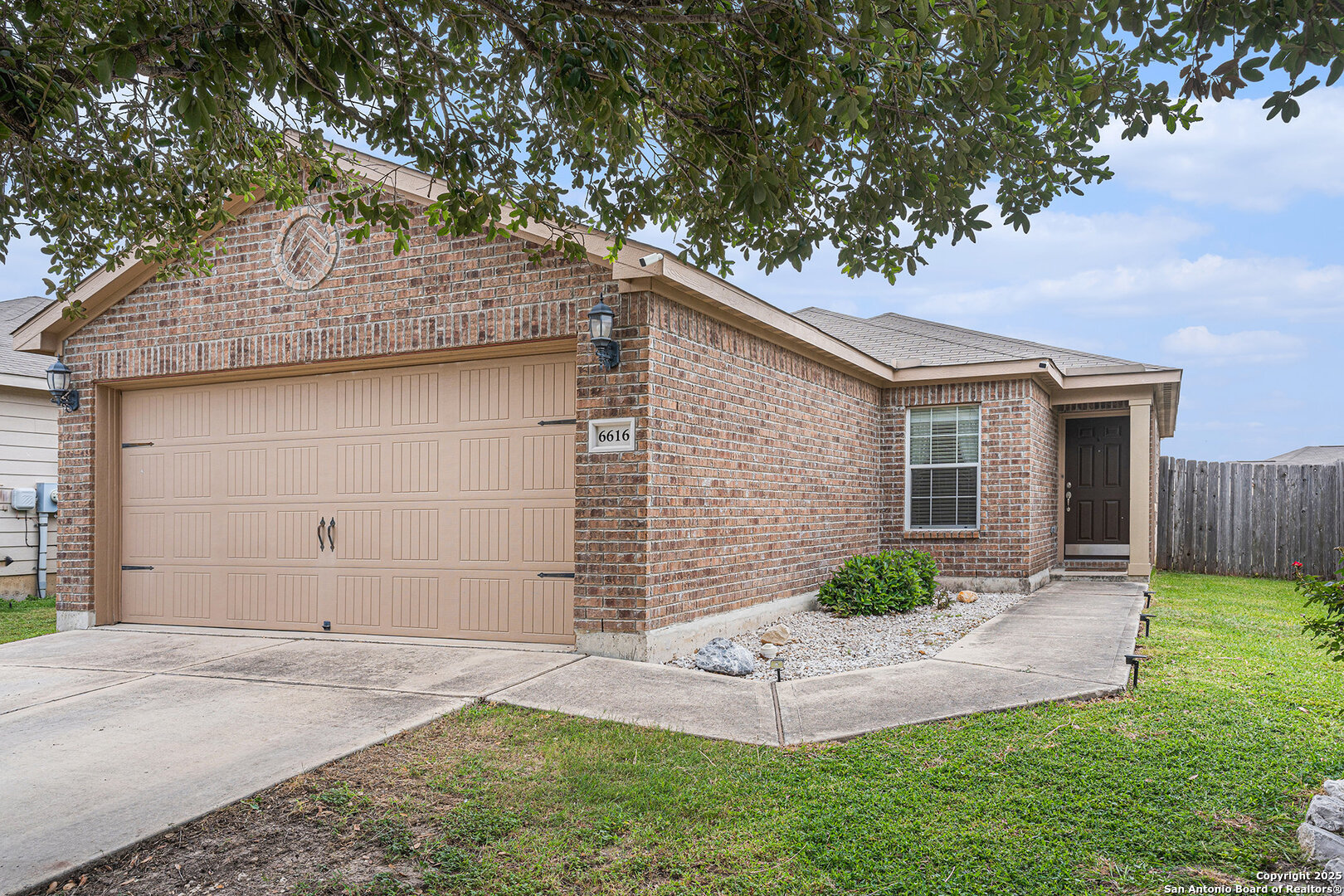 6616 Luckey Path