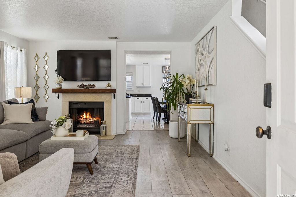 Photo of 16130 Ambush Grove, San Antonio, TX 78247 (MLS # 1950490)