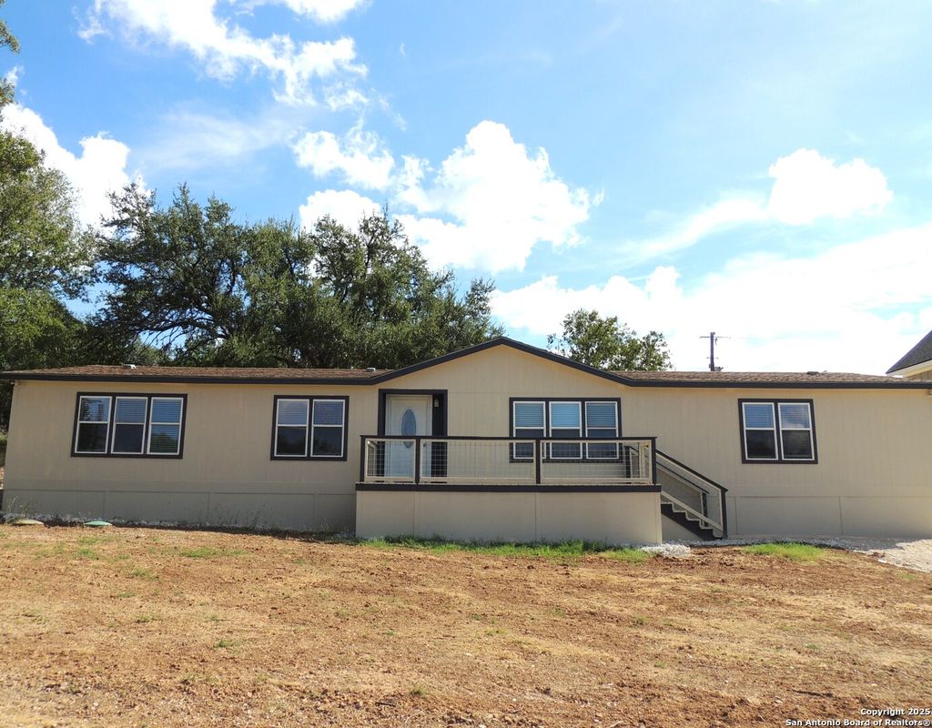 Photo of 1456 Lonesome, Canyon Lake, TX 78133 (MLS # 1916331)