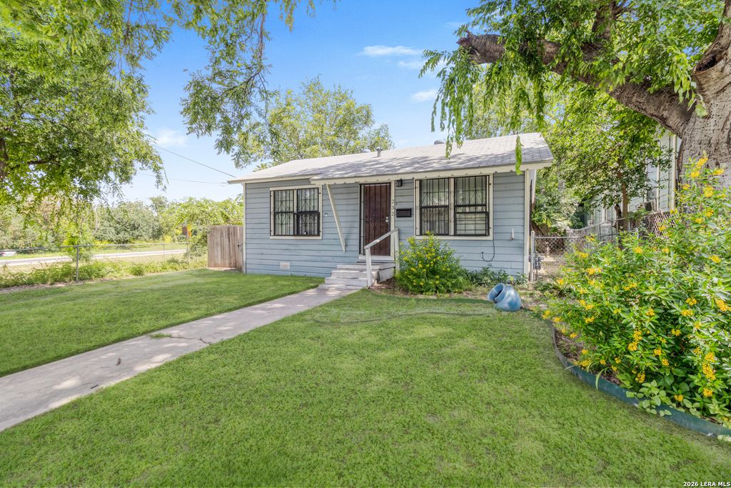 Photo of 232 E Theo Ave, San Antonio, TX 78214 (MLS # 1994225)