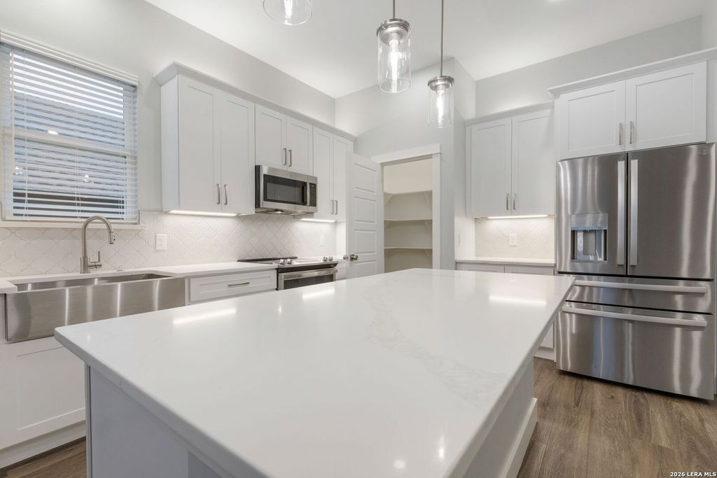 Photo of 712 Wedgewood Lane, Fredericksburg, TX 78624 (MLS # 1948446)