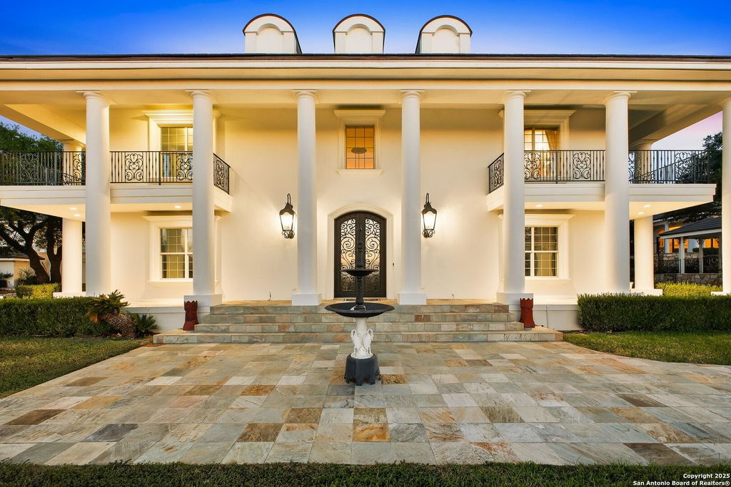 Photo of 11 Whitechurch, San Antonio, TX 78257 (MLS # 1926557)