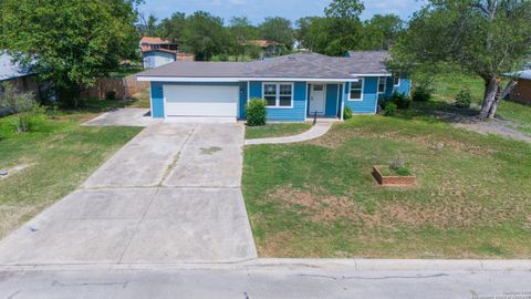 234 Gaiety Ln Kirby TX 78219