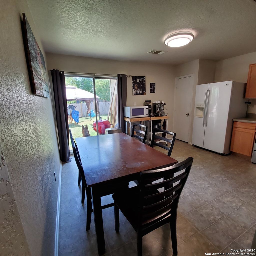 Photo of 10006 Sungate Park, San Antonio, TX 78245 (MLS # 1912509)