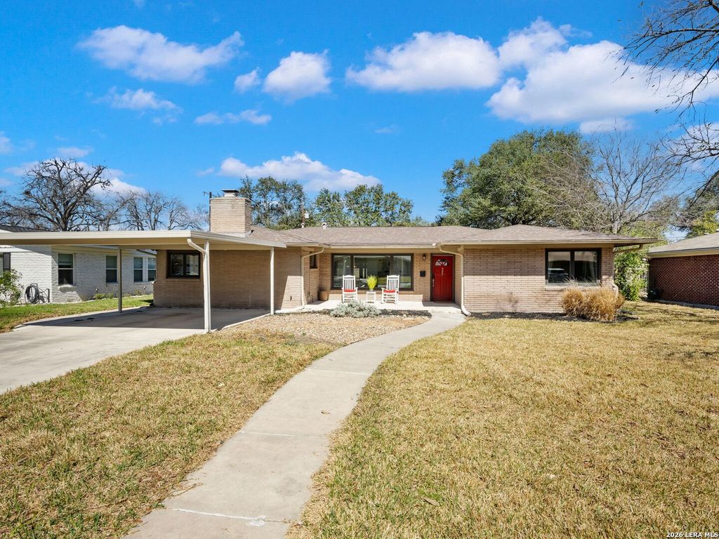 Photo of 327 Tophill, San Antonio, TX 78209 (MLS # 1944442)