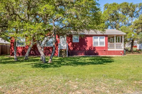 A home in Bandera