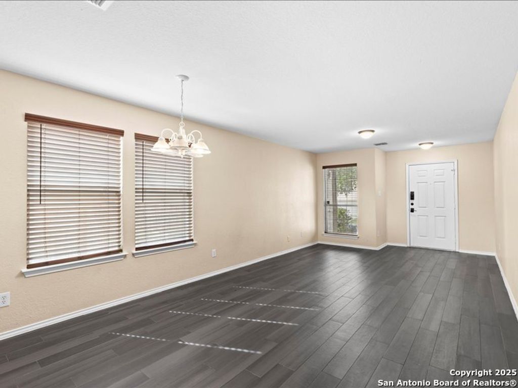 Photo of 10386 Oakwood Crst, San Antonio, TX 78245 (MLS # 1934772)