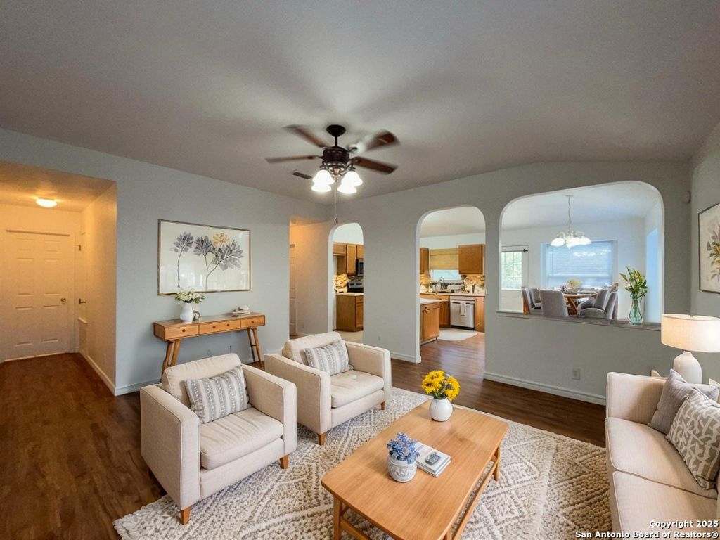 Photo of 10352 Bobcat Bluff, San Antonio, TX 78251 (MLS # 1913525)