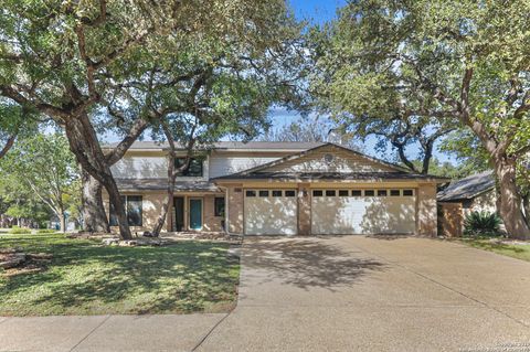 101 Spyglass Universal City TX 78148