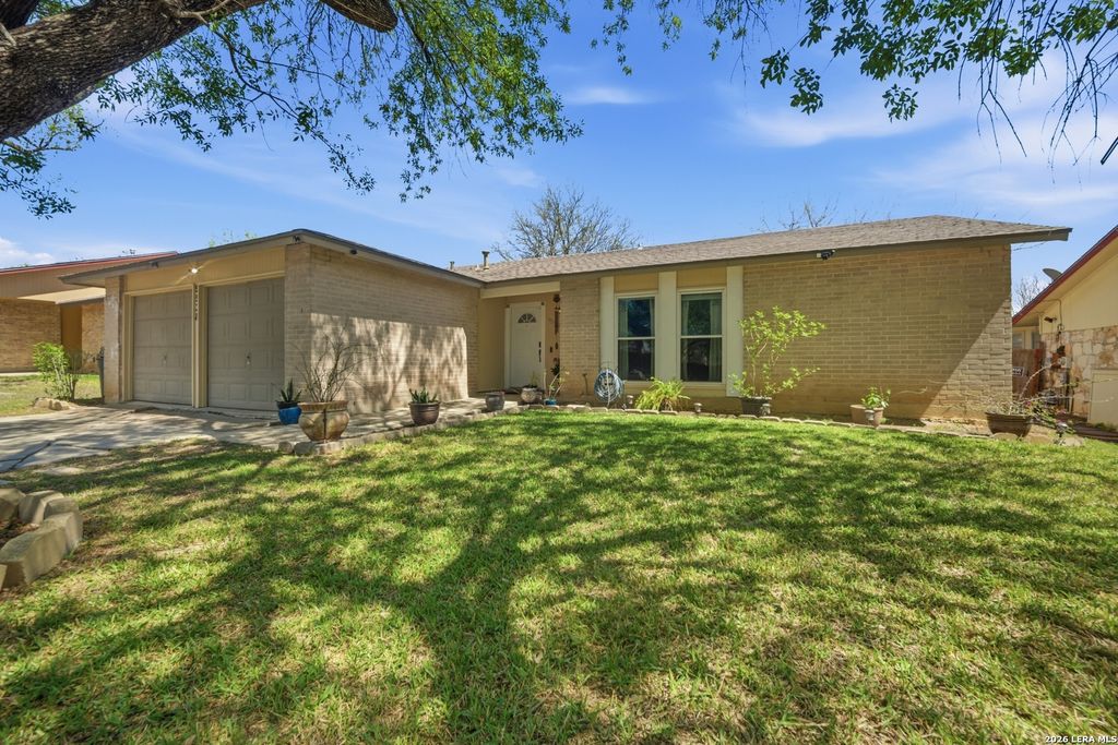 Photo of 9538 New World, San Antonio, TX 78239 (MLS # 1950272)