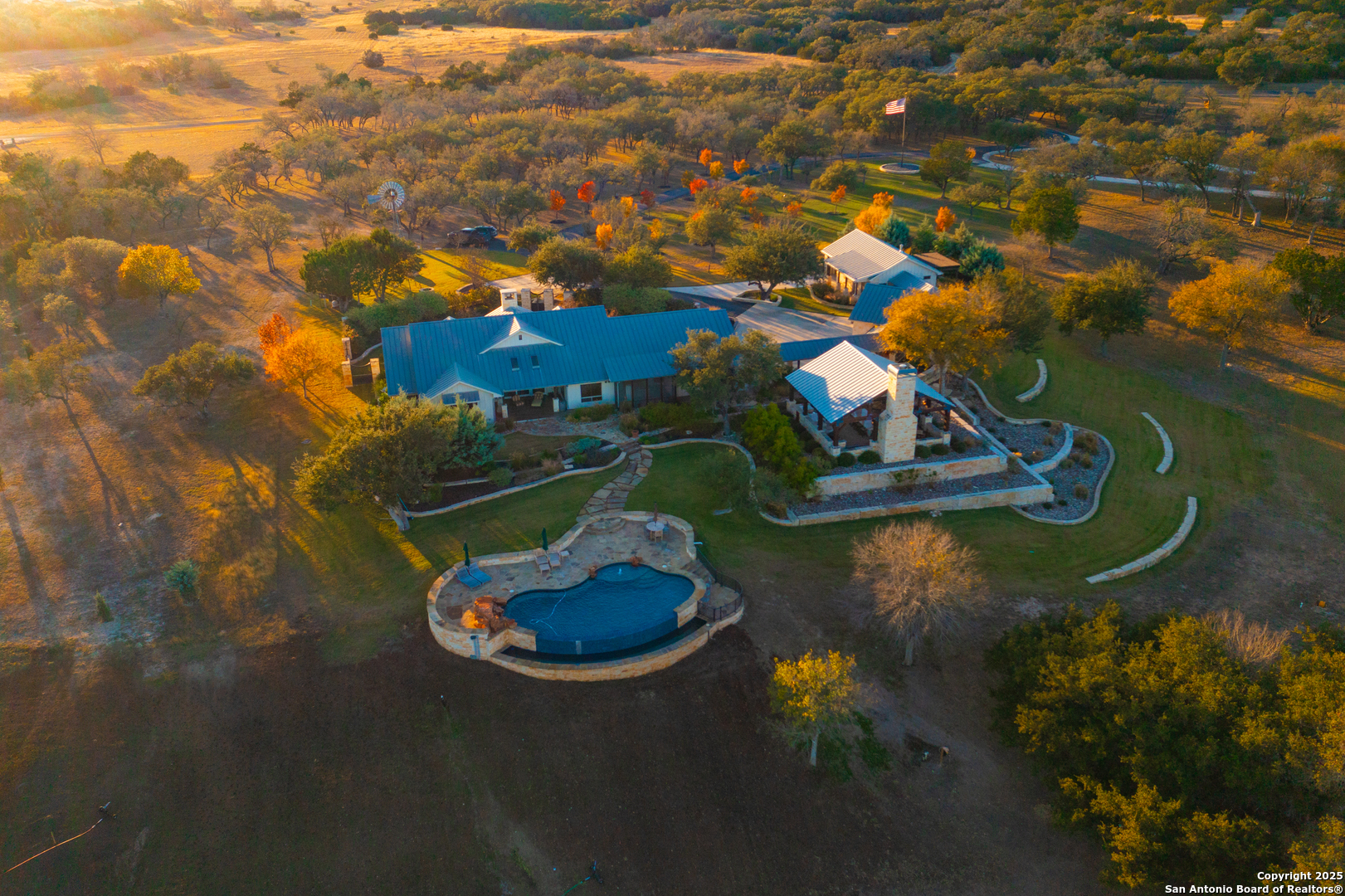 431 Bluff Creek