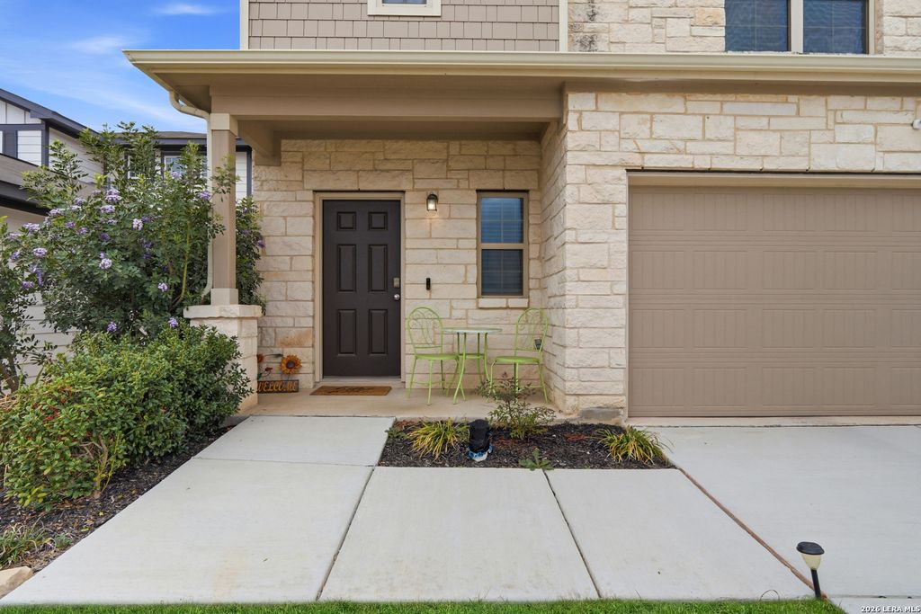 Photo of 827 laurel, San Antonio, TX 78219 (MLS # 1947039)