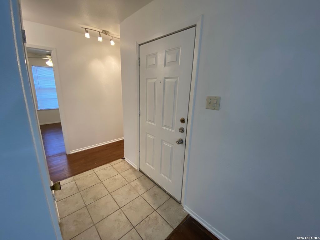 Photo of 5211 CINDERELLA ST, Kirby, TX 78219 (MLS # 1958328)