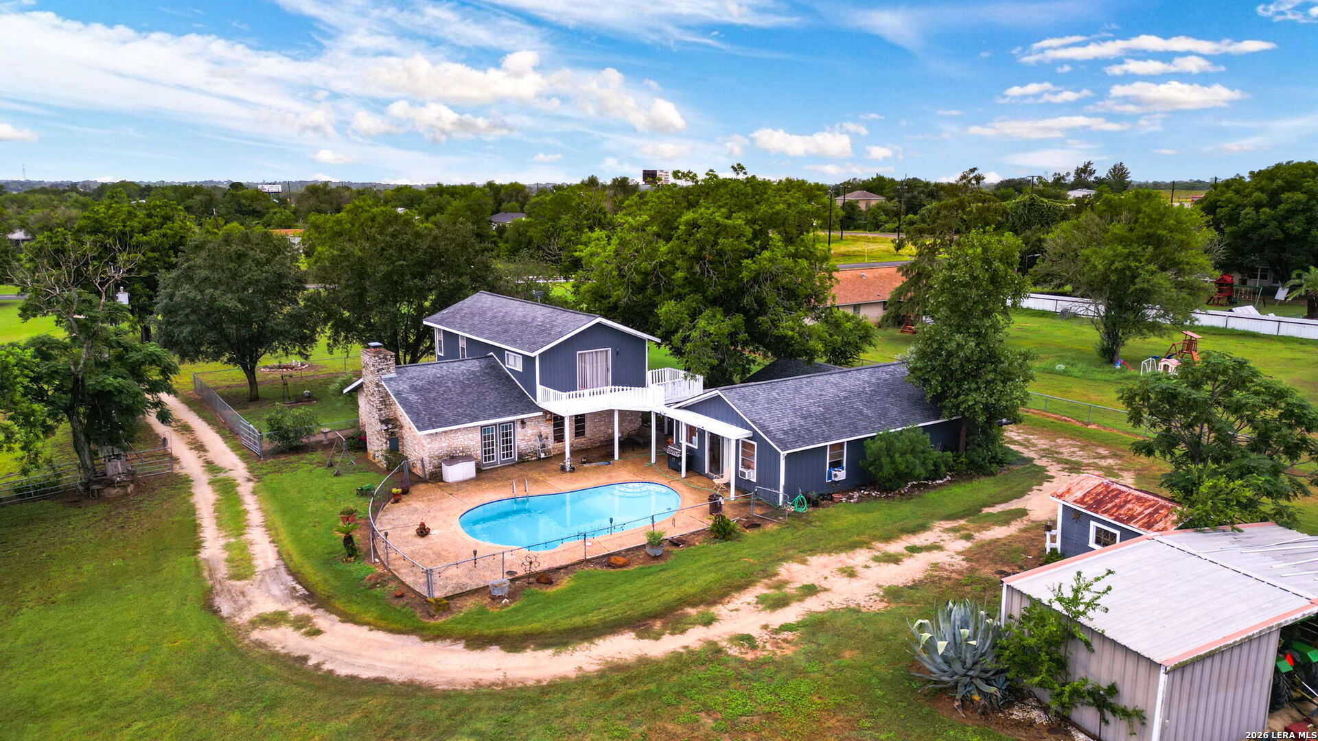12591 LAVERNIA RD