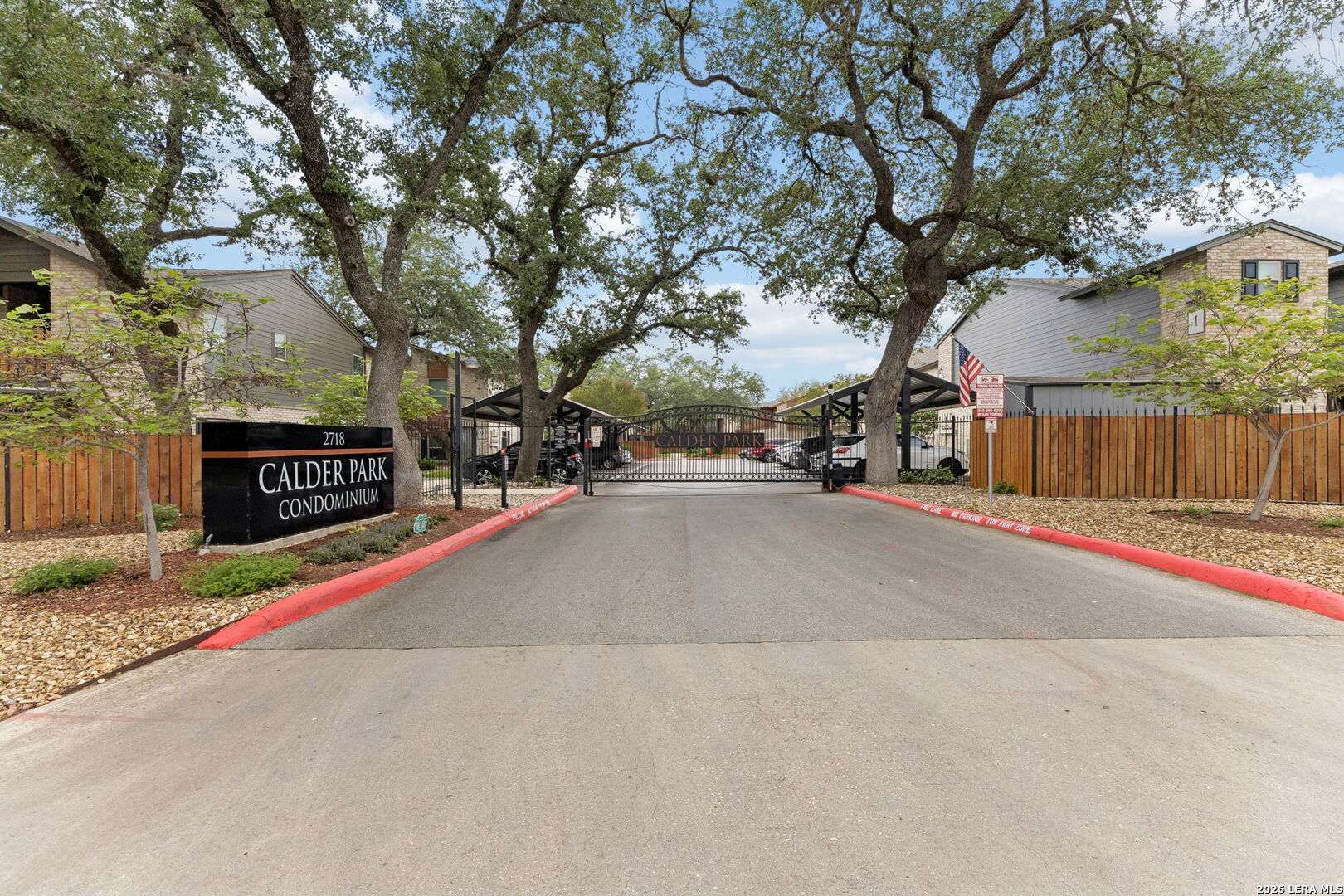 Photo 1 of 43 — 2718 Old Field Dr 502, San Antonio, TX 78247