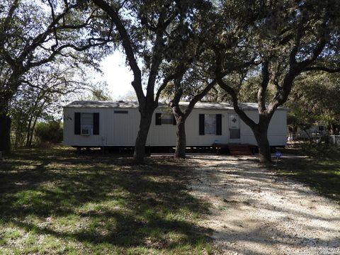 A home in Bandera