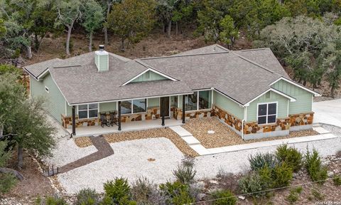 1490 Yaupon Drive Fischer TX 78623