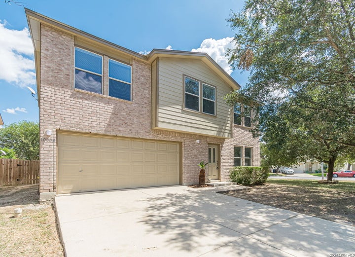 Photo 1 of 27 — 10002 Fisherman Pier, San Antonio, TX 78239
