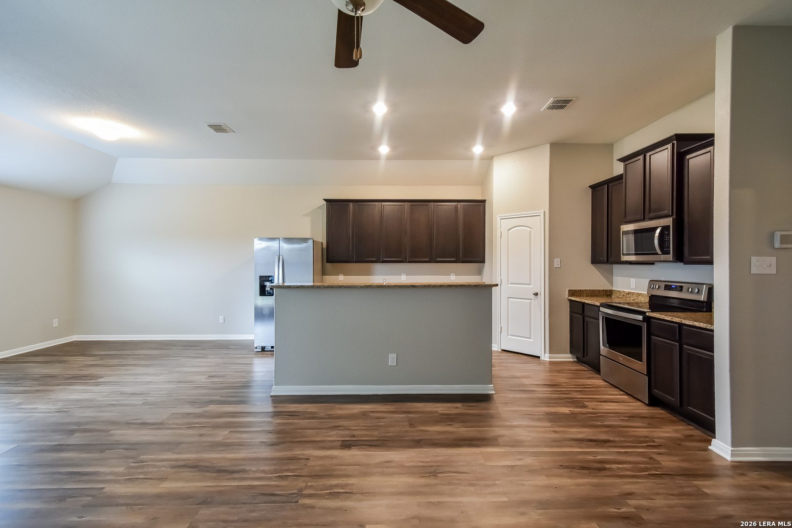 11811 Wolf Canyon