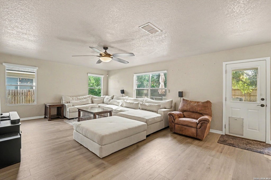Photo of 137 Goldenrod, Cibolo, TX 78108 (MLS # 2002490)