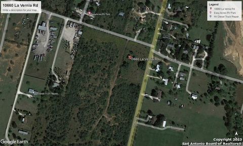 10660 LA VERNIA RD Adkins TX 78101