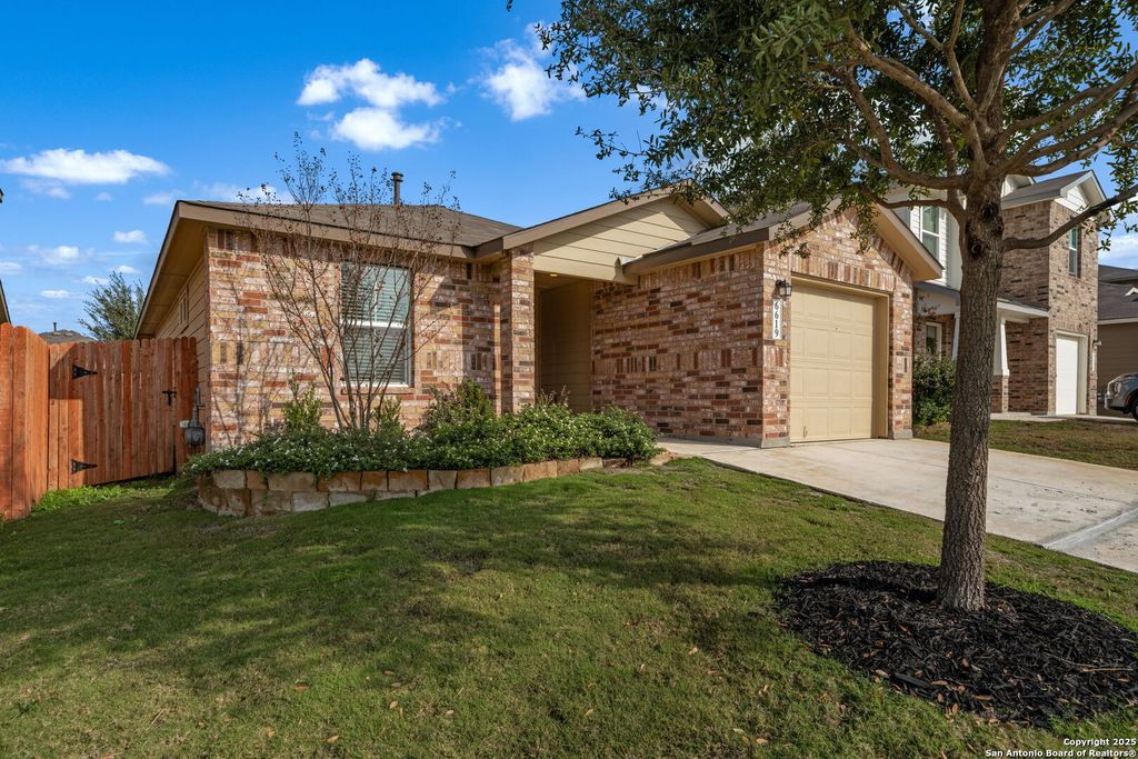 Photo of 6619 Legato Curve, San Antonio, TX 78252 (MLS # 1930022)
