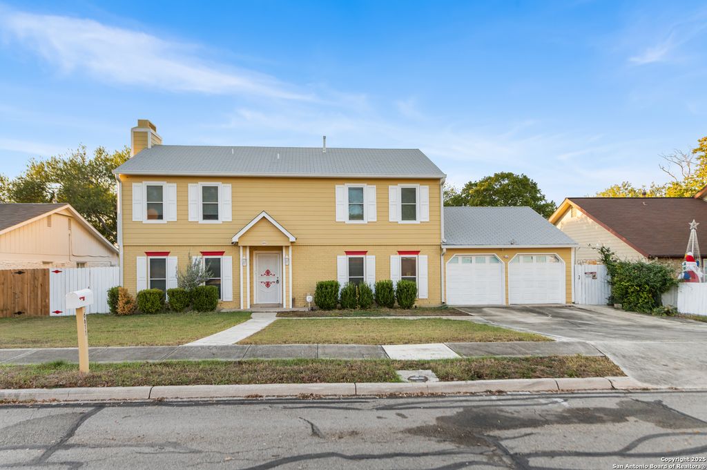 Photo of 6611 Cades, Leon Valley, TX 78238 (MLS # 1925616)