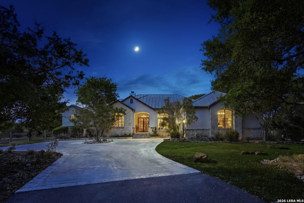 Photo of 104 PARK RDG, Boerne, TX 78006 (MLS # 1959908)