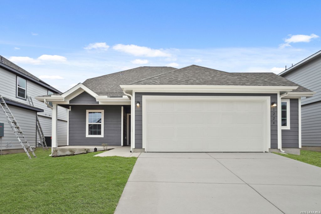 Photo of 1224 Sweden, Seguin, TX 78155 (MLS # 1946459)