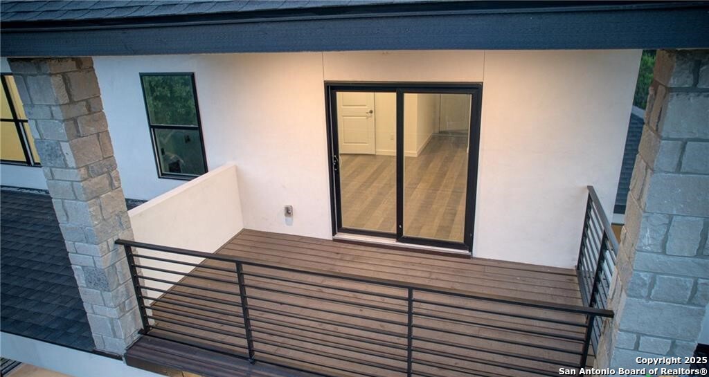 Fischer, Texas 78623, United States, 3 Bedrooms Bedrooms, ,3 BathroomsBathrooms,Residential,Active,198402