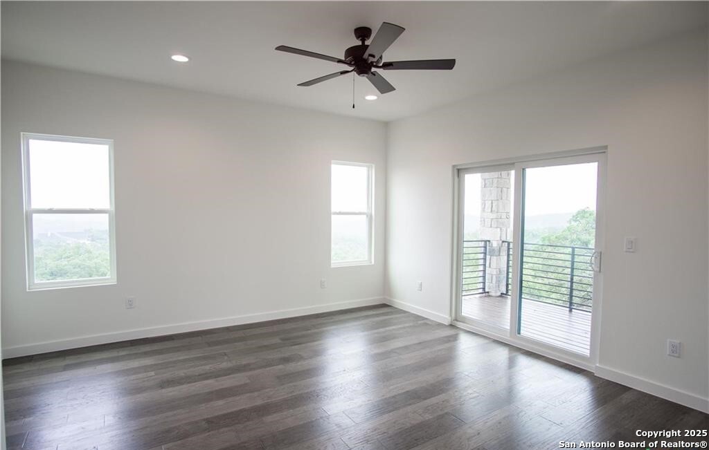 Fischer, Texas 78623, United States, 3 Bedrooms Bedrooms, ,3 BathroomsBathrooms,Residential,Active,198402