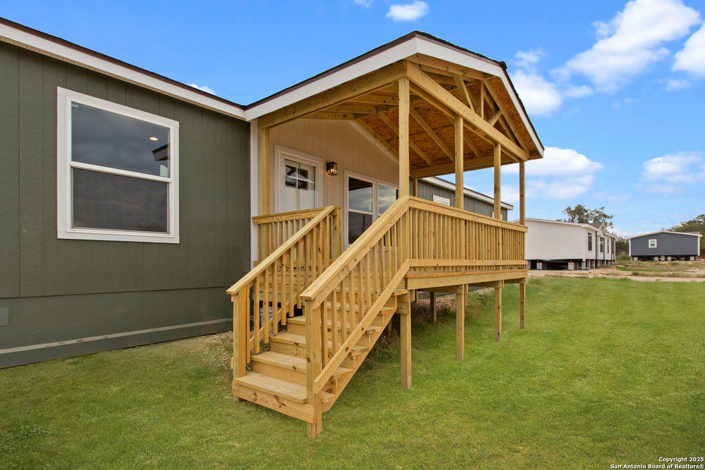 Photo of 2284 Stevens Rd, Somerset, TX 78069 (MLS # 1970342)