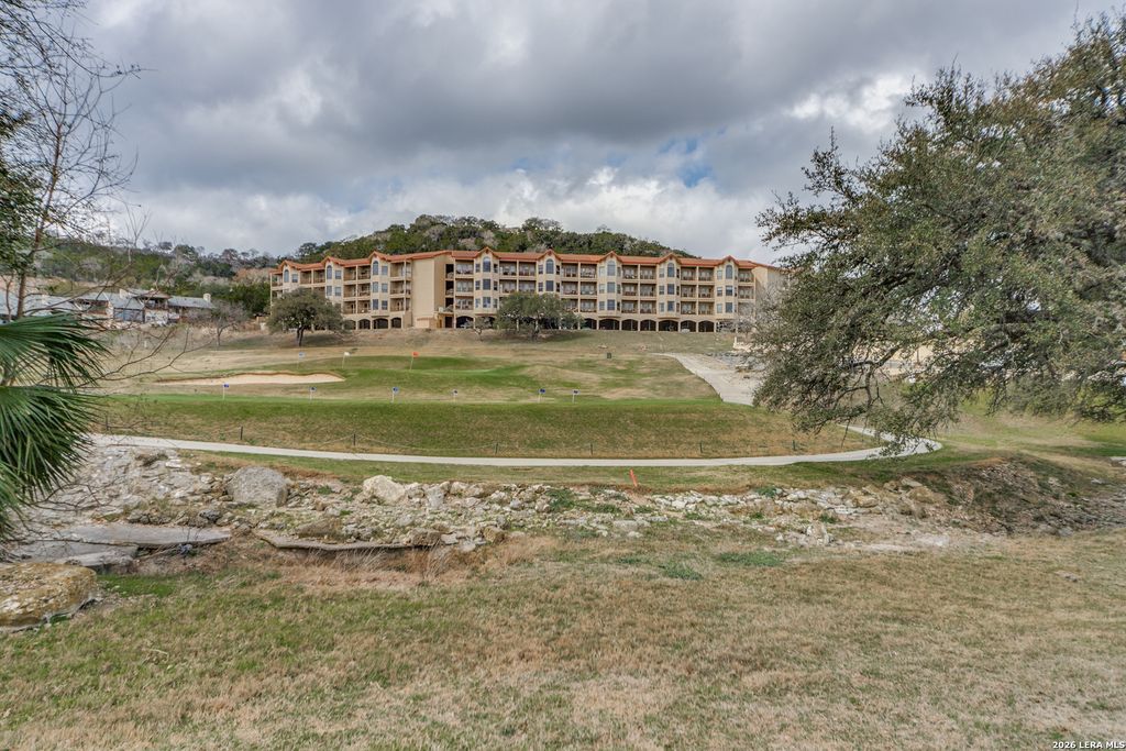 Photo of 20 E Tapatio 101 #101, Boerne, TX 78006 (MLS # 1949069)
