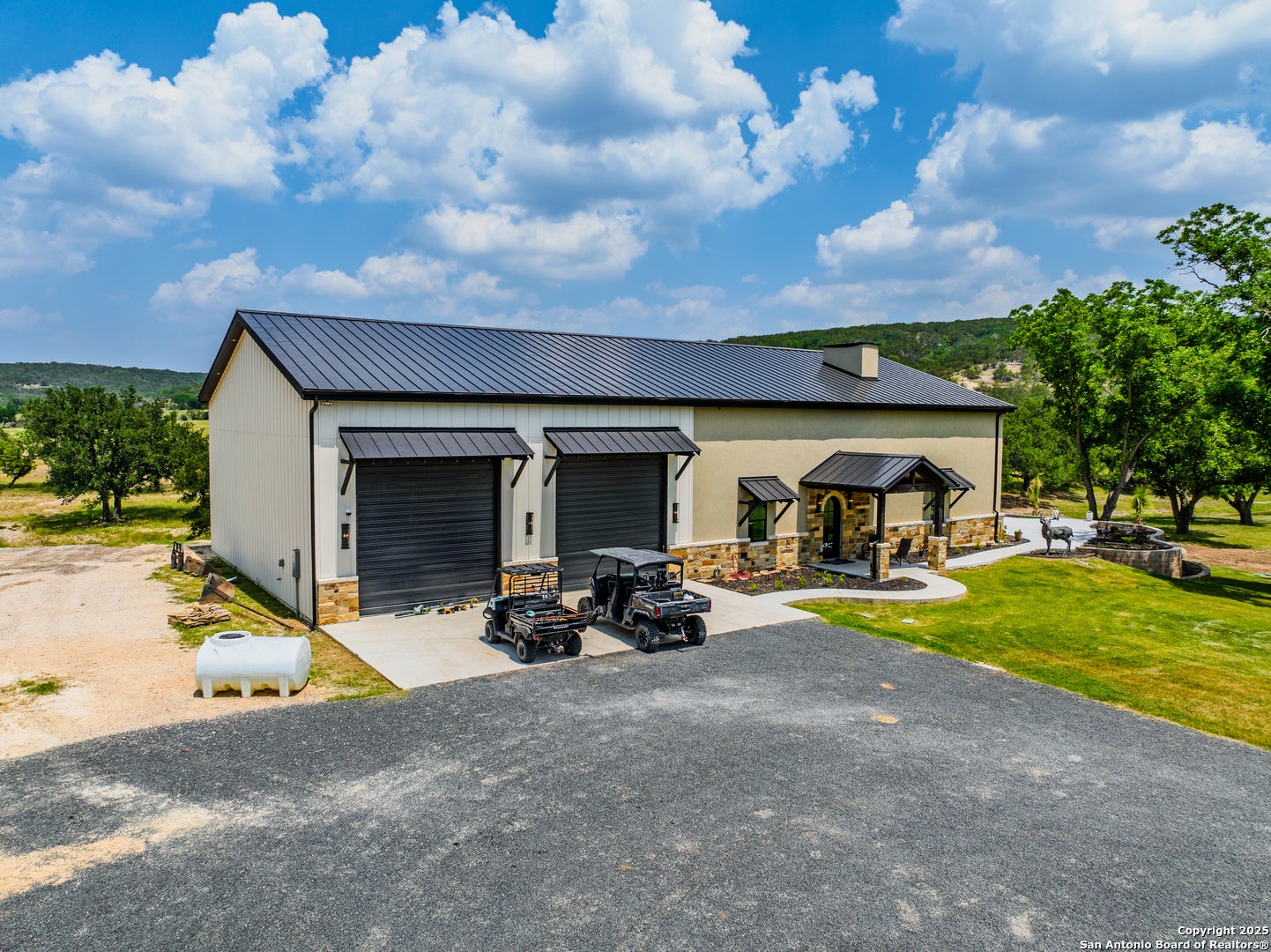 1275 Cypress Creek