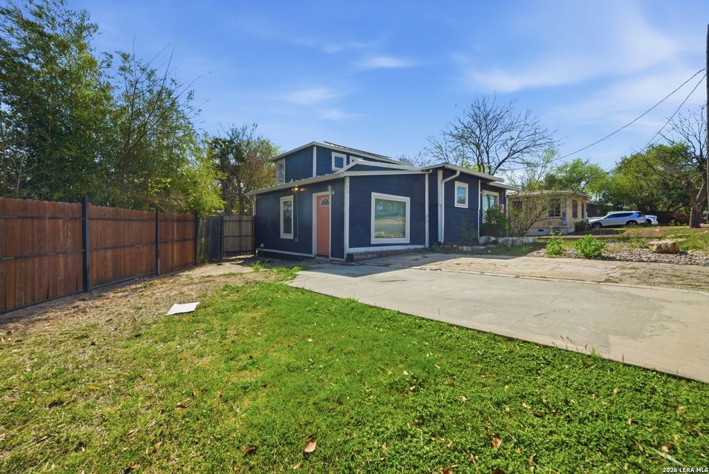 Photo of 126 Zachry, San Antonio, TX 78228 (MLS # 1951240)