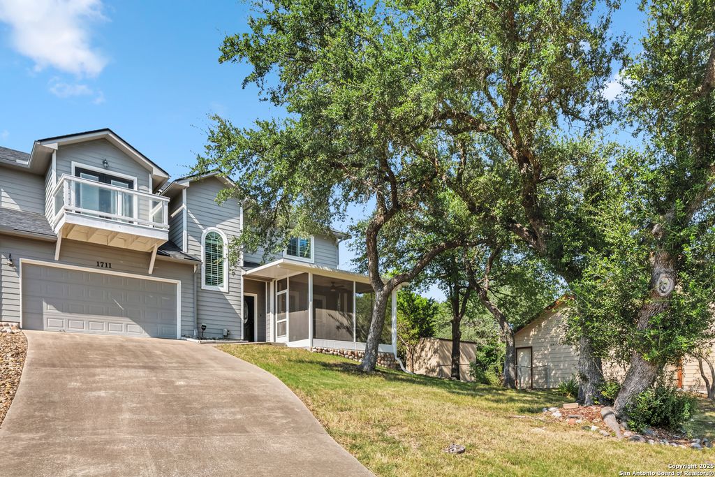Photo of 1711 Lake, Canyon Lake, TX 78133 (MLS # 1917149)