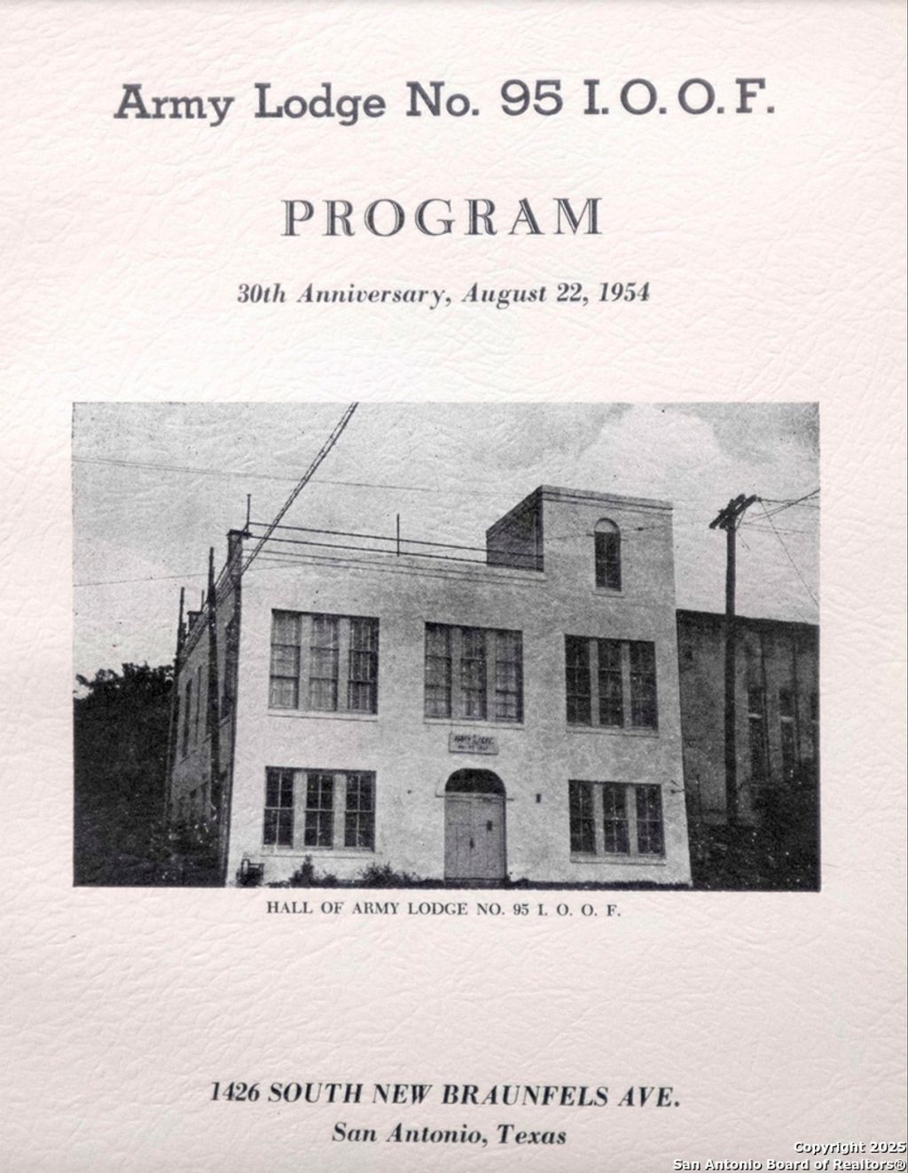 Photo of 1426 S NEW BRAUNFELS AVE, San Antonio, TX 78210 (MLS # 1933969)