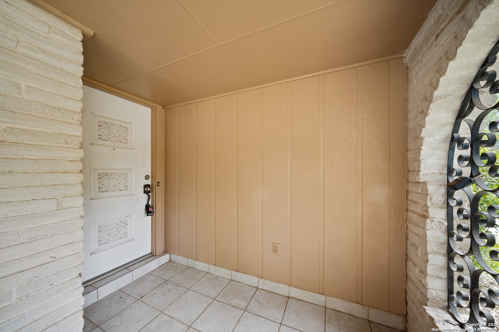 3627 mapleton