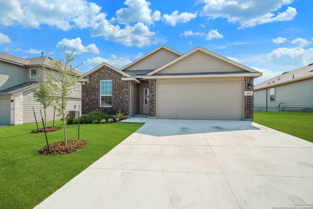 Photo of 213 Gravel Gray, Cibolo, TX 78108 (MLS # 1992906)