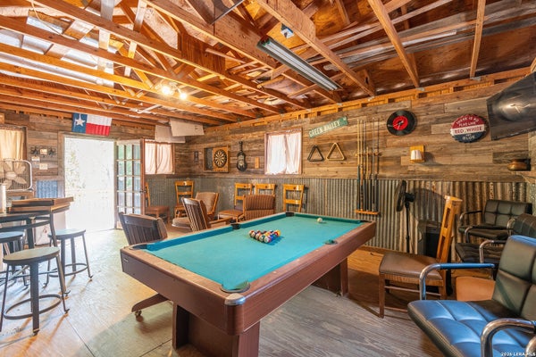 2114 TERMINAL LOOP RD, MC QUEENEY, TX 78123 - Image f8c335461dee58752c5b97b60b2b63ce/1585737122