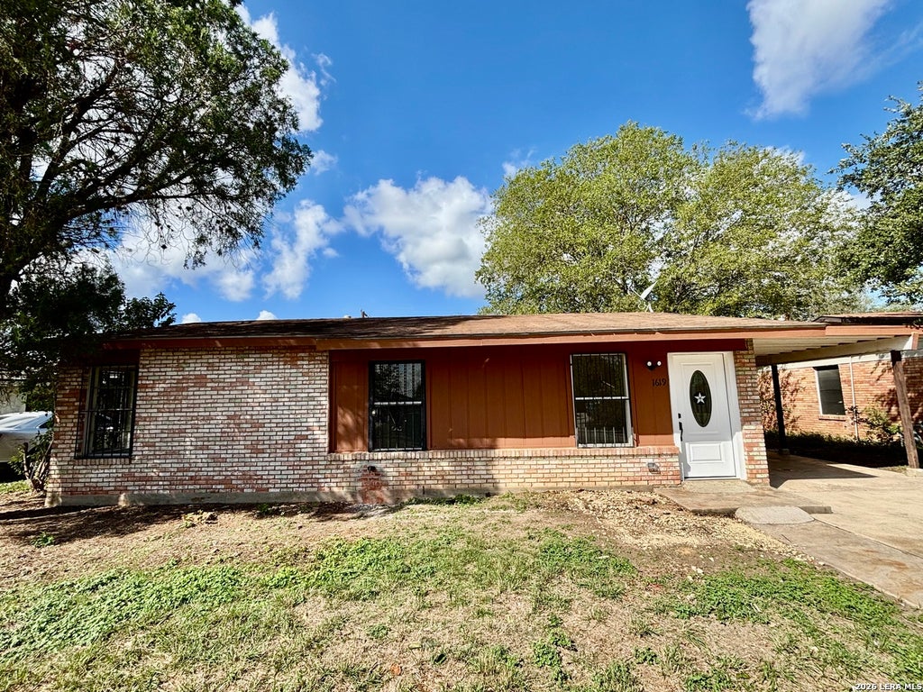Photo of 1619 Latimer, San Antonio, TX 78220 (MLS # 2023999)