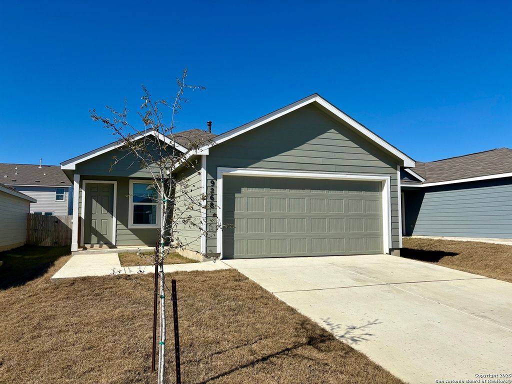 Photo of 9268 James Bowie, Seguin, TX 78155 (MLS # 1953634)