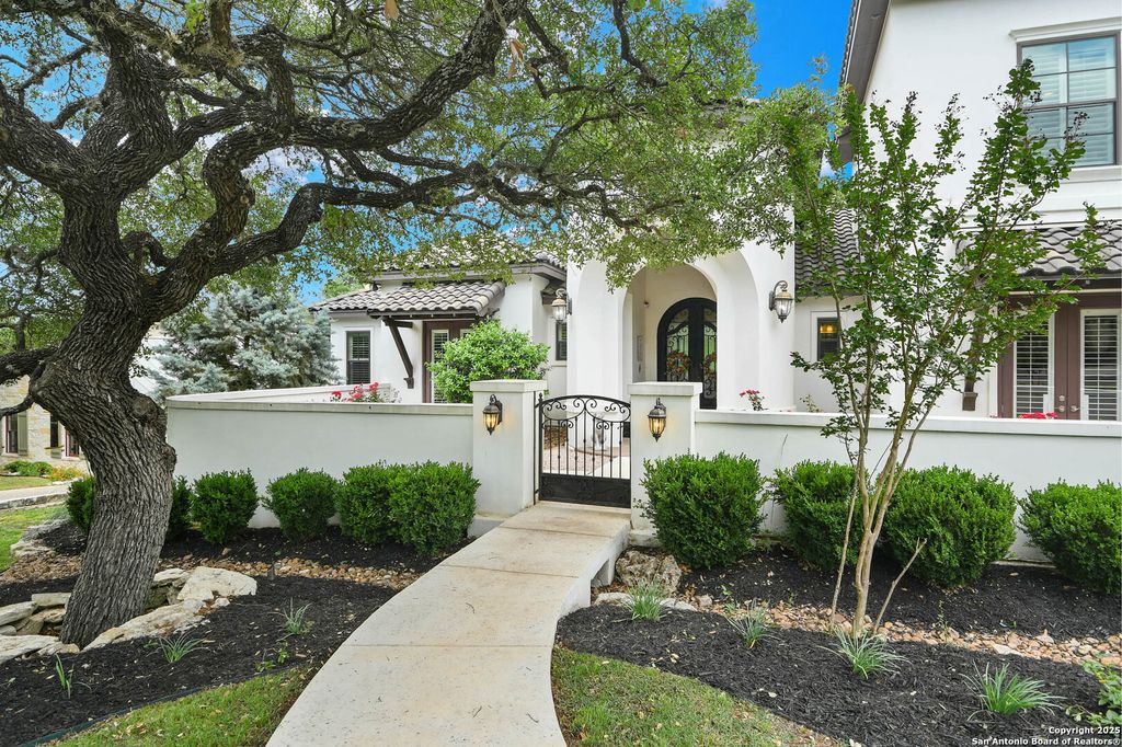 Photo of 8628 Delta Dawn, Boerne, TX 78015 (MLS # 1895015)