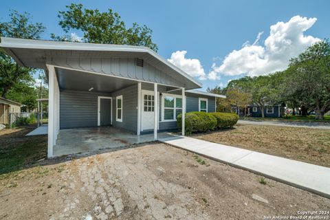 A home in Hondo