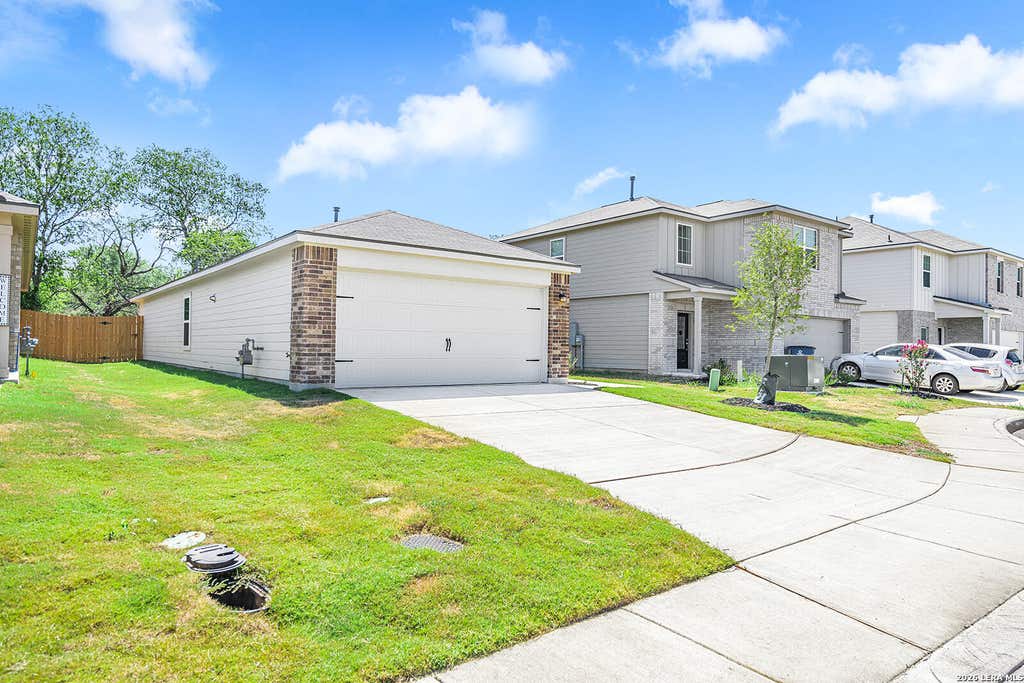 Photo of 15014 Telfaire Meadow, Von Ormy, TX 78073 (MLS # 1967061)